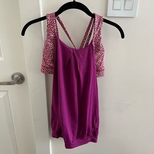 Lululemon tank top with built in bra